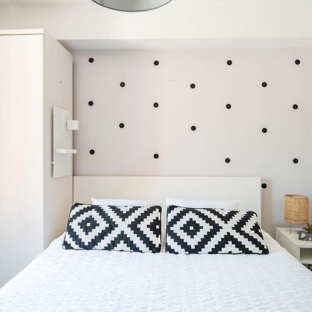 Stay U-Nique Studio Apartment In Orasac Dış mekan fotoğraf