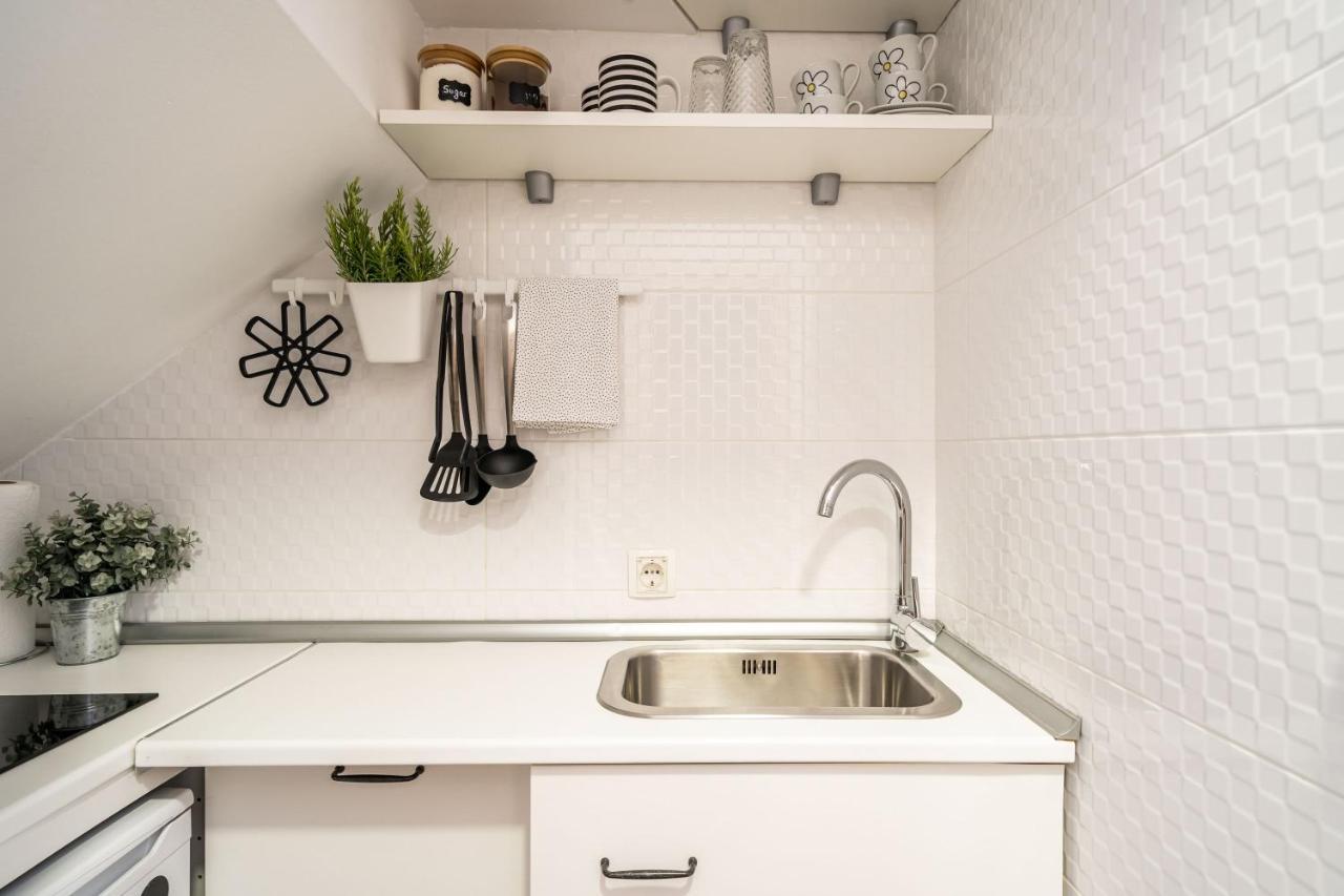Stay U-Nique Studio Apartment In Orasac Dış mekan fotoğraf